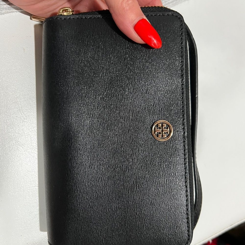 Tory Burch Black Leather Wallet